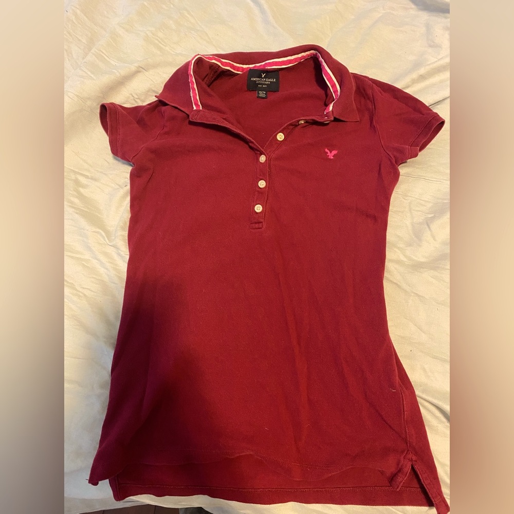 American Eagle Outfitters Maroon Purple XS T-Shirt With Collar
